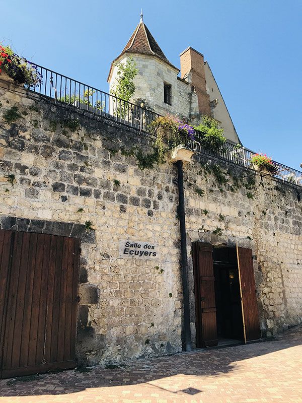 Salle des écuyers ext